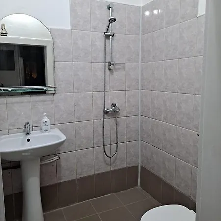 Διαμέρισμα Pops 2 *